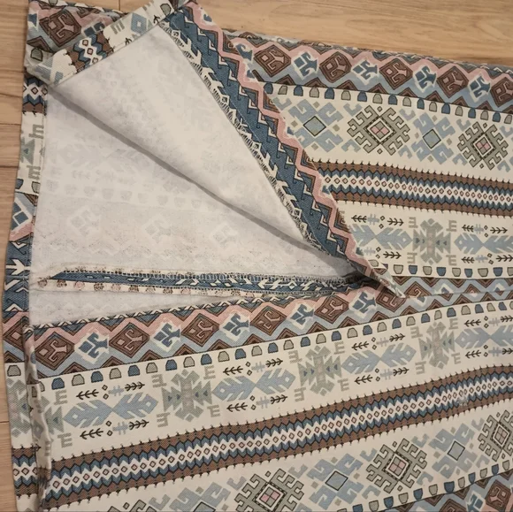 Backroad Blues Vinatge Aztec Skirt - Picture 5 of 6